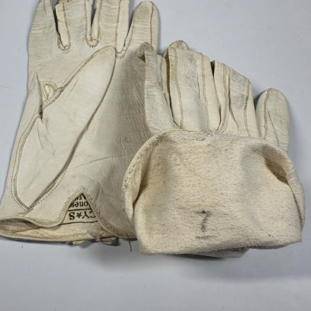 Macy's Marchioness Gloves Ivory Washable Leather Made in Italy Bow Womens Size 7